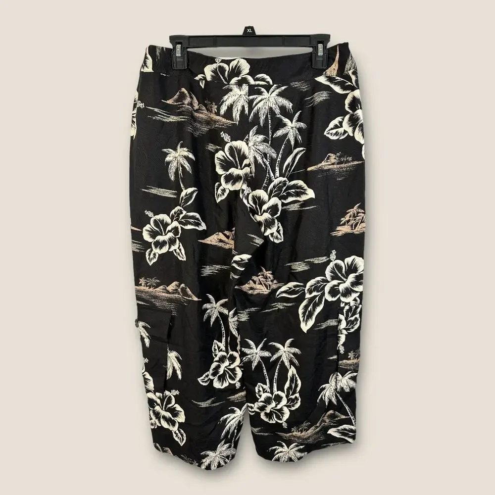 Tommy Bahama Womens size 12 Silk Cropped Wide Leg Hawaiian Cargo Pants Black - Picture 2 of 9